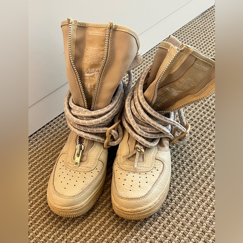 Nike Air Force 1 High Boots Special Field Rattan Shoe  Women's Size 7